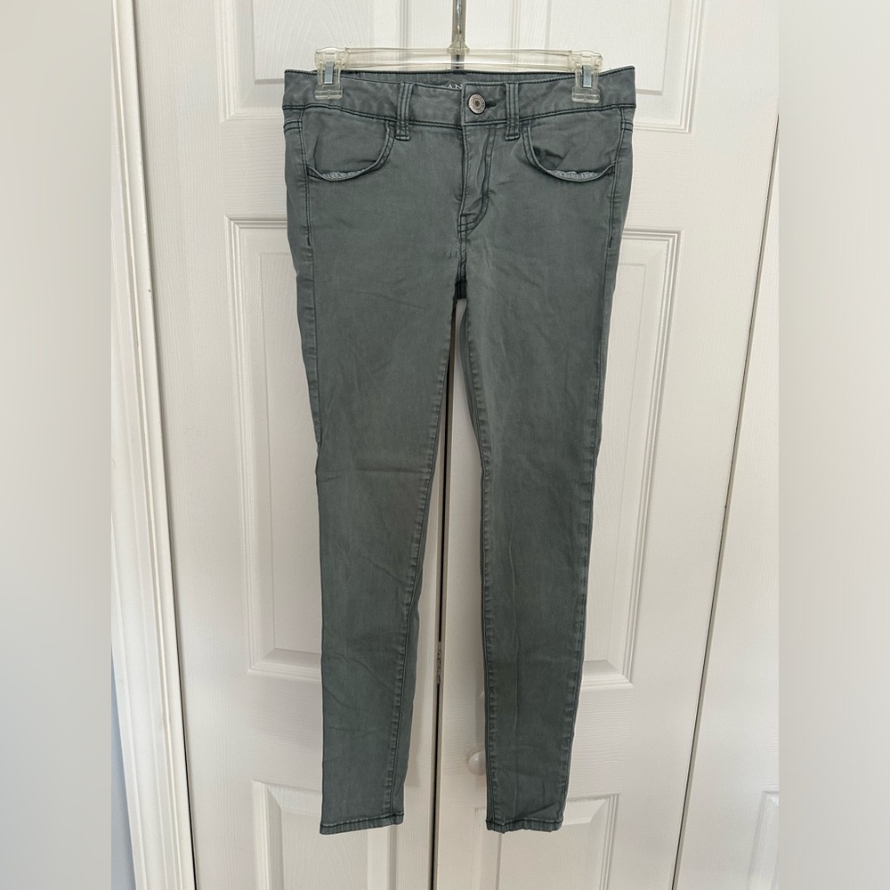 American Eagle skinny jeans